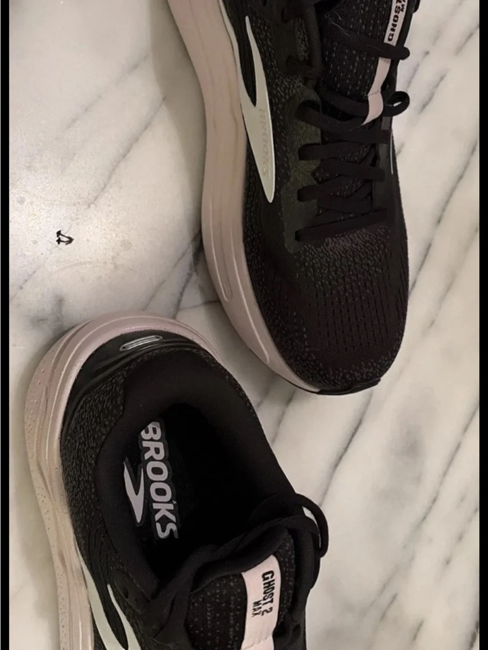 Brooks Ladies Ghost 2 Sneakers - Black with White
